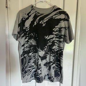 men’s beautiful decay mermaid t-shirt. size large